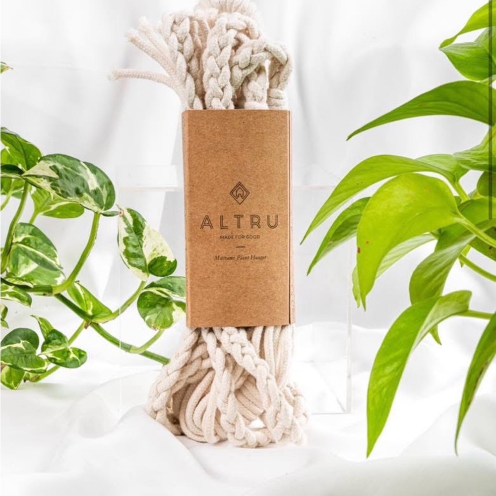 3 ALTRU Macramé Plant Hanger with Natural Fibers